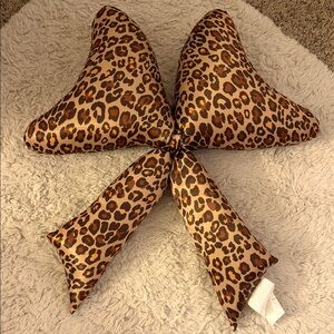 Leopard Print Accent Pillow - Brown/Black Decorative Throw